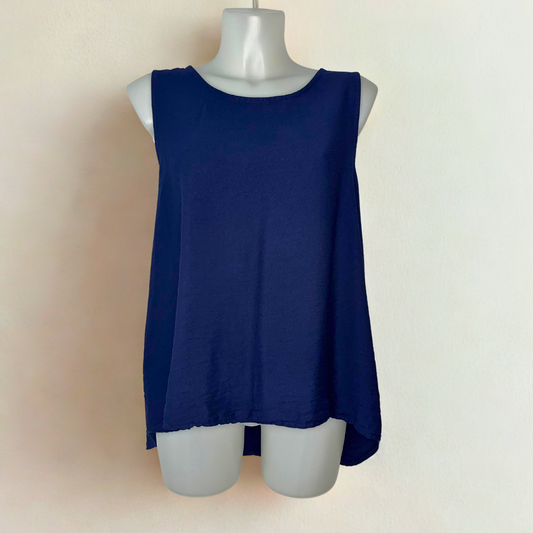 T-shirt Donna Senza Maniche a Vestibilità Comoda – 2 Colori